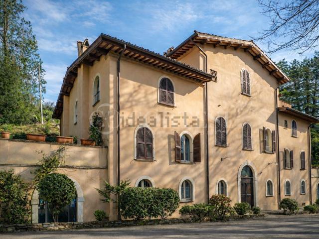 Villetta indipendente in vendita di 850 m² in Via Falani