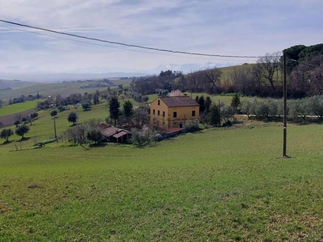 Villetta indipendente in vendita di 85 m² in Contrada Cervare