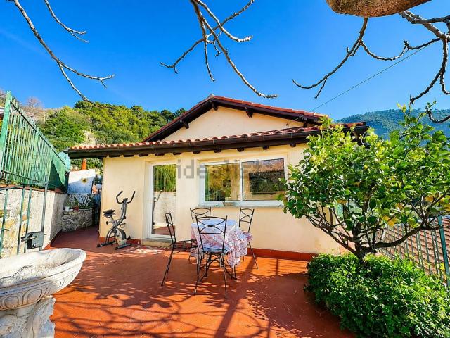 Villetta indipendente in vendita di 85 m² in Frazione Negi Fumei, 9