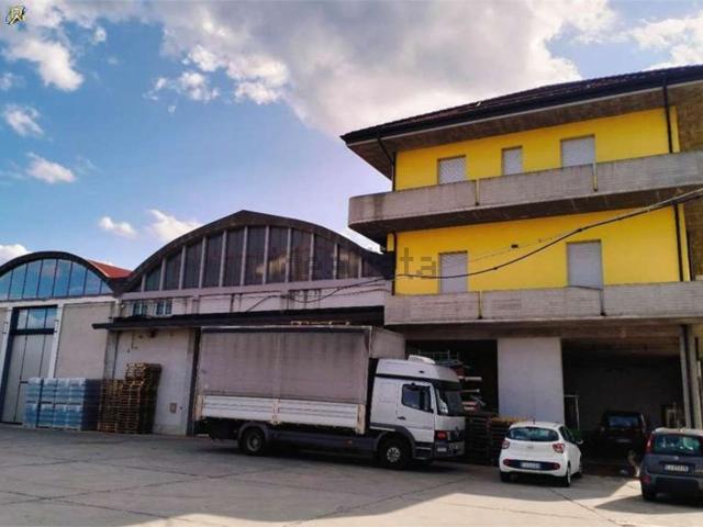 Villetta indipendente in vendita di 85 m² in Via Confine, 10
