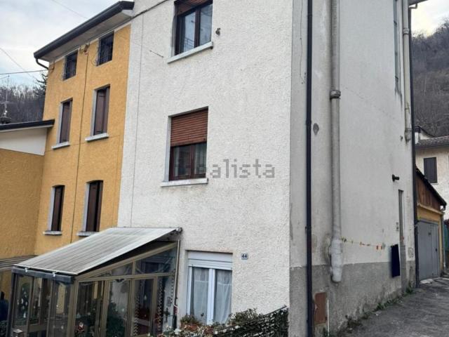 Villetta indipendente in vendita di 85 m² in Via delle Fonti