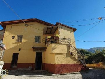 Villetta indipendente in vendita di 85 m² in Via Giacomo Matteotti