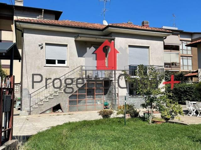 Villetta indipendente in vendita di 85 m² in Via Piero Gobetti