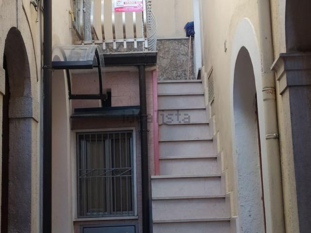 Villetta indipendente in vendita di 86 m² in Vico Ponziano, 15