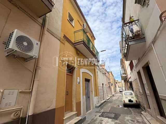Villetta indipendente in vendita di 86 m² in Via di Carbonara Lazio