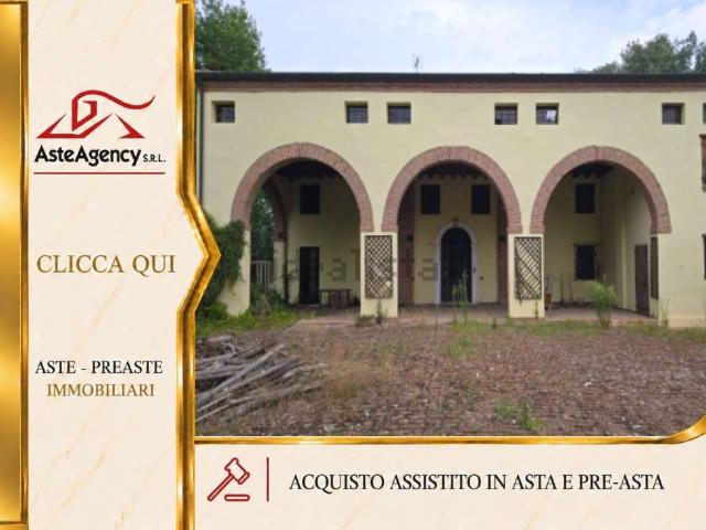 Villetta indipendente in vendita di 870 m² in Via Casalveghe, 49