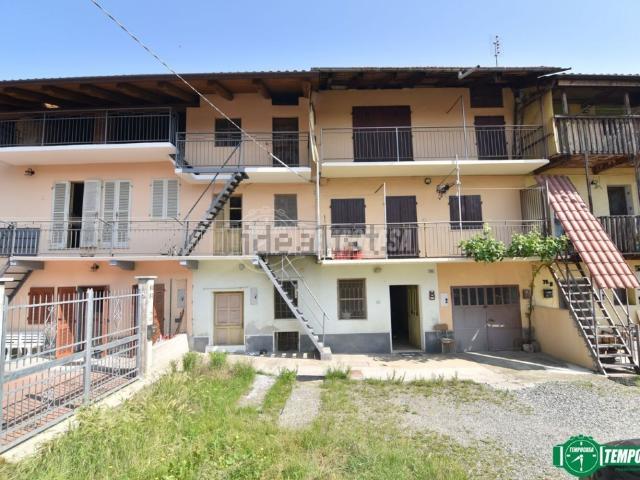 Villetta indipendente in vendita di 88 m² in Strada Vignali, 75