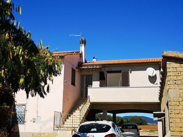 Villetta indipendente in vendita di 88 m² in Strada dei tori