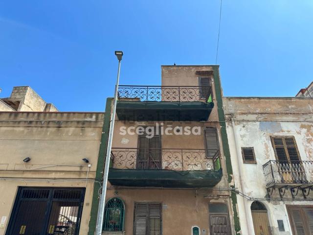 Villetta indipendente in vendita di 89 m² in Piazza Natale Tommaso, 71