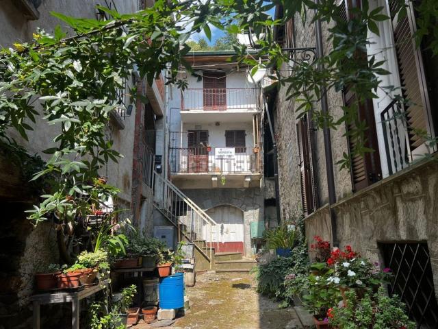 Villetta indipendente in vendita di 93 m² in Via Balziglia, 73