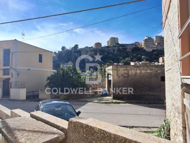 Villetta indipendente in vendita di 93 m² in Via Modica noto, 1