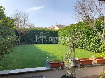 Villetta indipendente in vendita di 93 m² in Via Luigi Teruzzi