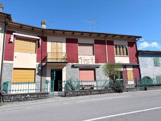 Villetta indipendente in vendita di 93 m² in Via P. Giardini, 381