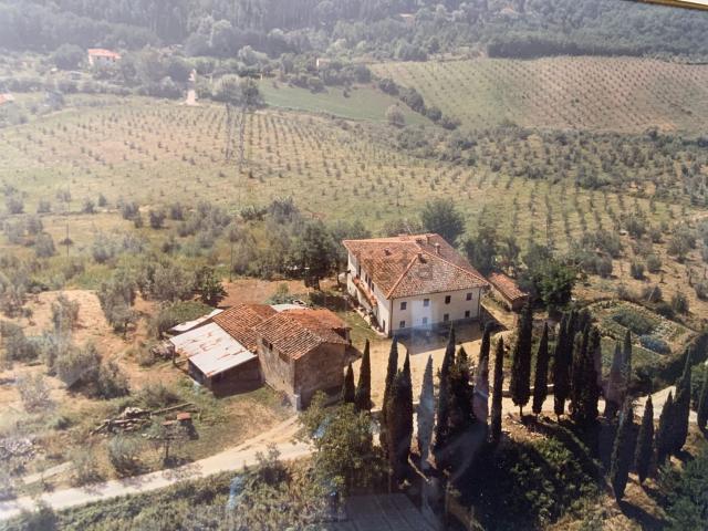 Villetta indipendente in vendita di 900 m²
