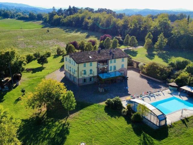 Villetta indipendente in vendita di 900 m²