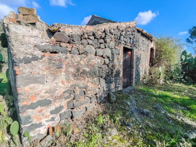 Villetta indipendente in vendita di 90 m² in Contrada Sarconte