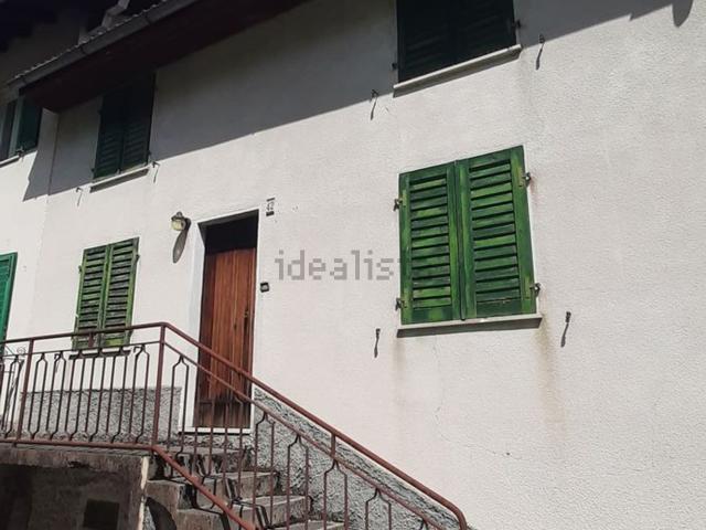 Villetta indipendente in vendita di 90 m² in Località Clama, 42