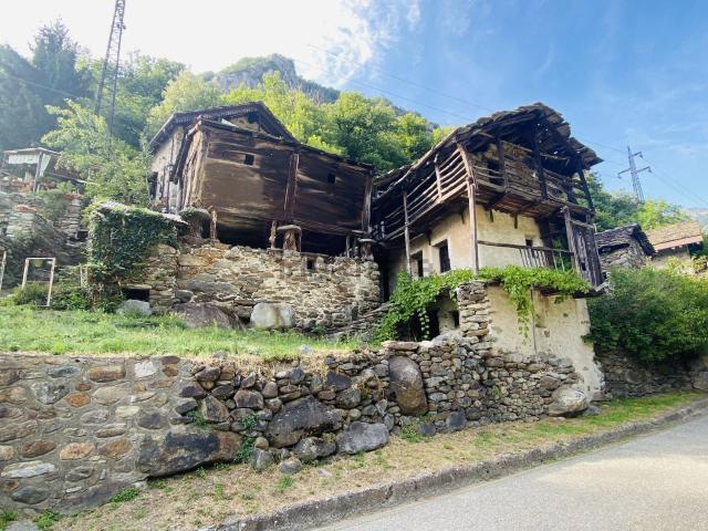 Villetta indipendente in vendita di 90 m² in Località Pirambel, 2