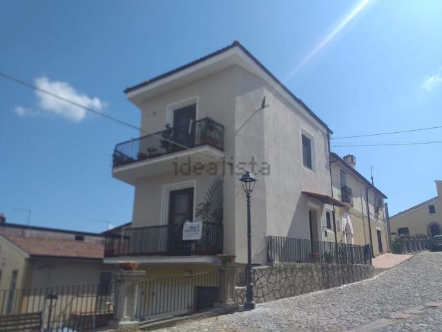 Villetta indipendente in vendita di 90 m² in Piazza San Nicola, 16