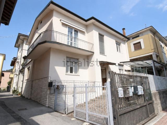 Villetta indipendente in vendita di 90 m² in Strada Vecchia