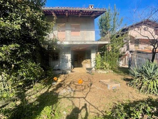 Villetta indipendente in vendita di 90 m² in Strada Castelnuovo Nigra, 47