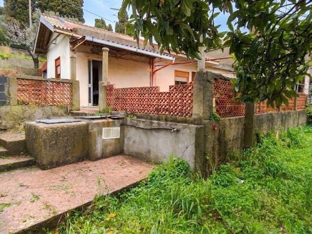 Villetta indipendente in vendita di 90 m² in Strada Provinciale 51, 201