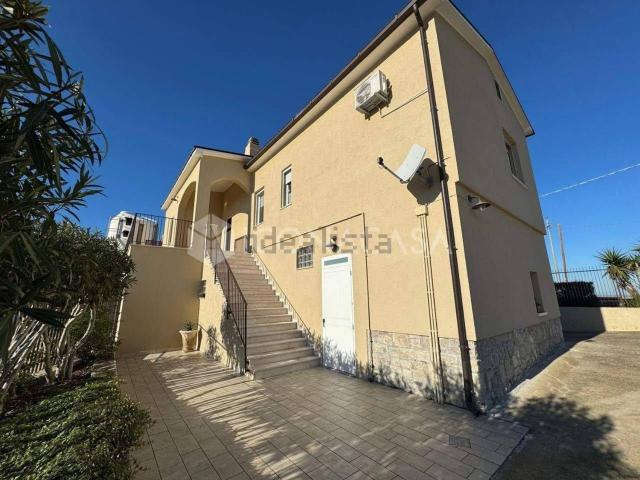 Villetta indipendente in vendita di 90 m² in Strada Provinciale 124