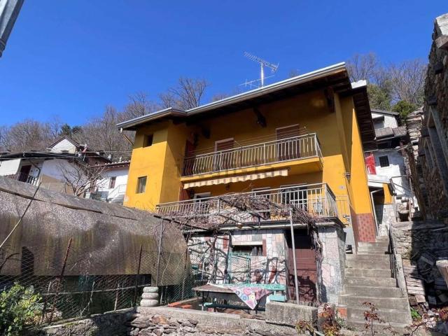 Villetta indipendente in vendita di 90 m² in Salita Al Sasso, 2