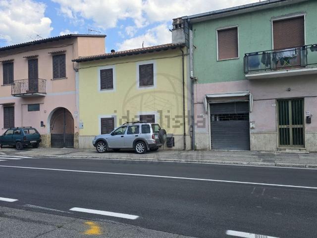Villetta indipendente in vendita di 90 m² in Via Tre Venezie