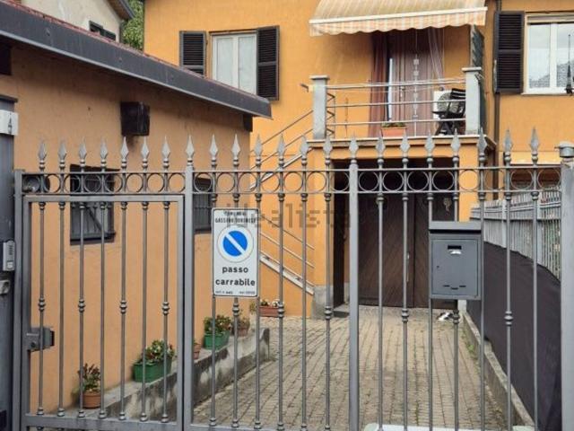 Villetta indipendente in vendita di 90 m² in Via Alessandro Manzoni
