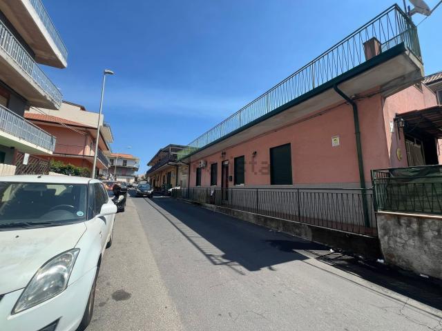 Villetta indipendente in vendita di 90 m² in Via Antonio Maugeri, 7