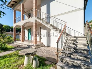 Villetta indipendente in vendita di 90 m² in Via Caduti di Cefalonia