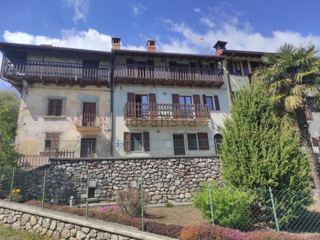 Villetta indipendente in vendita di 90 m² in Via Calolzio