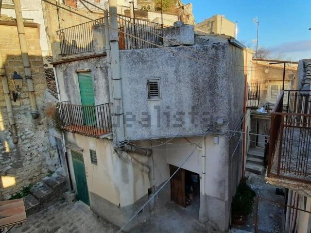 Villetta indipendente in vendita di 90 m² in Via Caparrera, 13