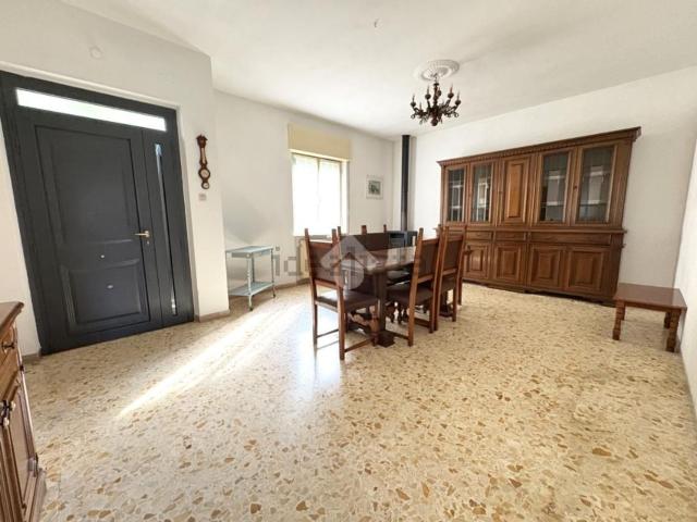 Villetta indipendente in vendita di 90 m² in Via Capitonese, 387