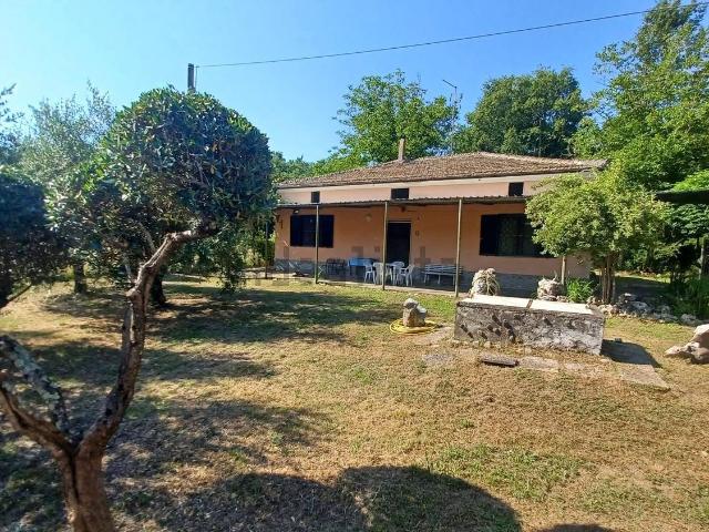 Villetta indipendente in vendita di 90 m² in Via Cavatelle, 5