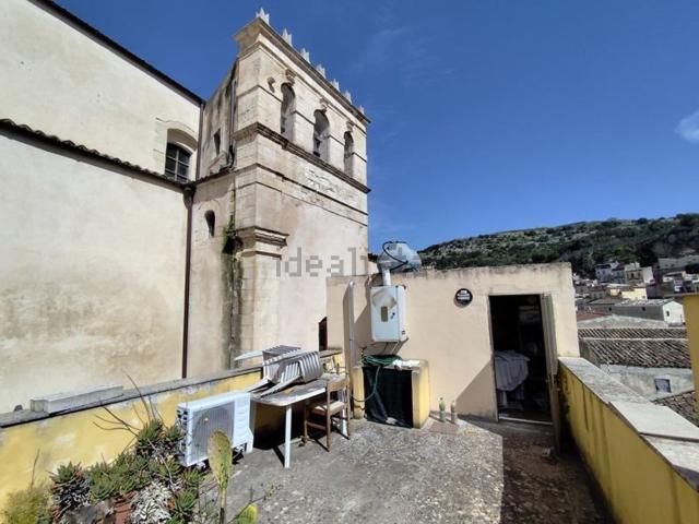 Villetta indipendente in vendita di 90 m² in Via Emanuele Savarino, 6