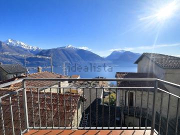 Villetta indipendente in vendita di 90 m² in Via Gallio