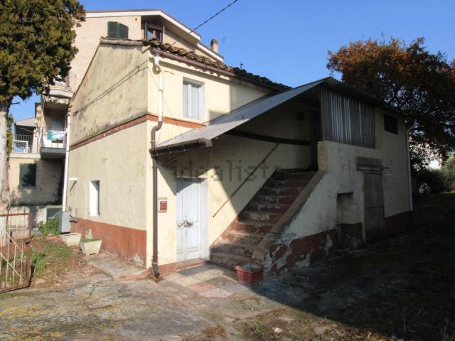 Villetta indipendente in vendita di 90 m² in Via Marche, 40