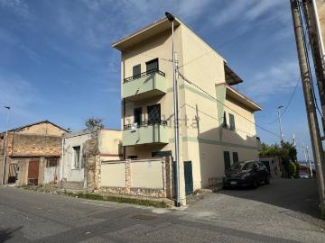Villetta indipendente in vendita di 90 m² in Via Nazionale Santa Trada