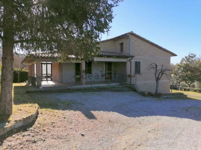 Villetta indipendente in vendita di 90 m² in Via Perugia, 10