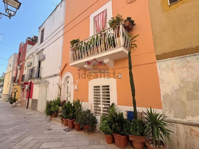 Villetta indipendente in vendita di 90 m² in Via Petruzzi