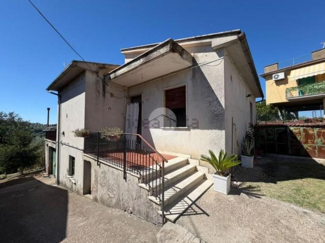 Villetta indipendente in vendita di 90 m² in Via Carlo Pisacane, 63