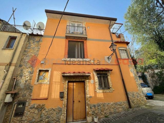 Villetta indipendente in vendita di 90 m² in Via San Bartolomeo, 2