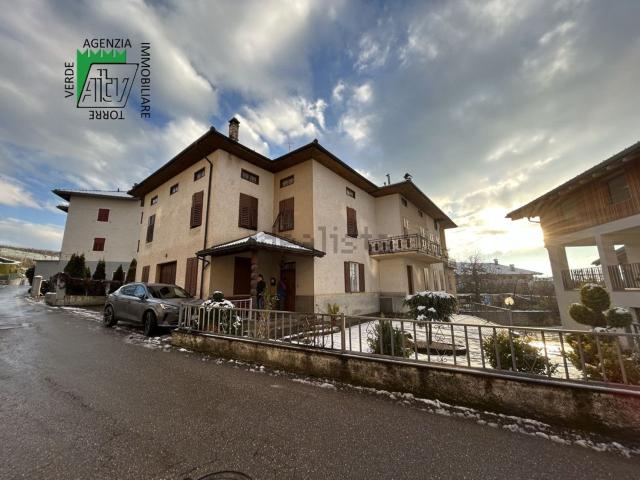 Villetta indipendente in vendita di 910 m² in Frazione Banco