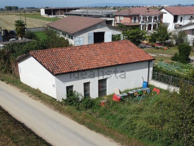 Villetta indipendente in vendita di 91 m² in Frazione Tetti Sotto, 5