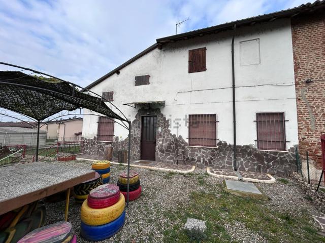 Villetta indipendente in vendita di 91 m² in Via Bobba, 1