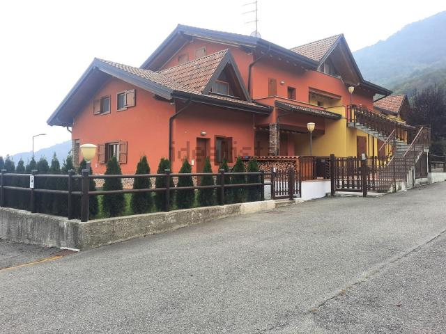 Villetta indipendente in vendita di 91 m² in Via Canale