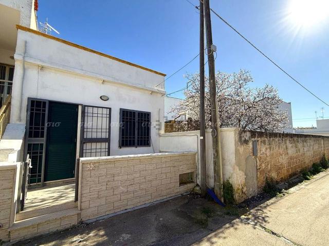Villetta indipendente in vendita di 91 m² in Via Eugenio Millo