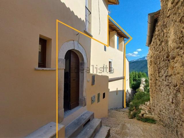 Villetta indipendente in vendita di 92 m² in Via CAMPO FIORI, 15